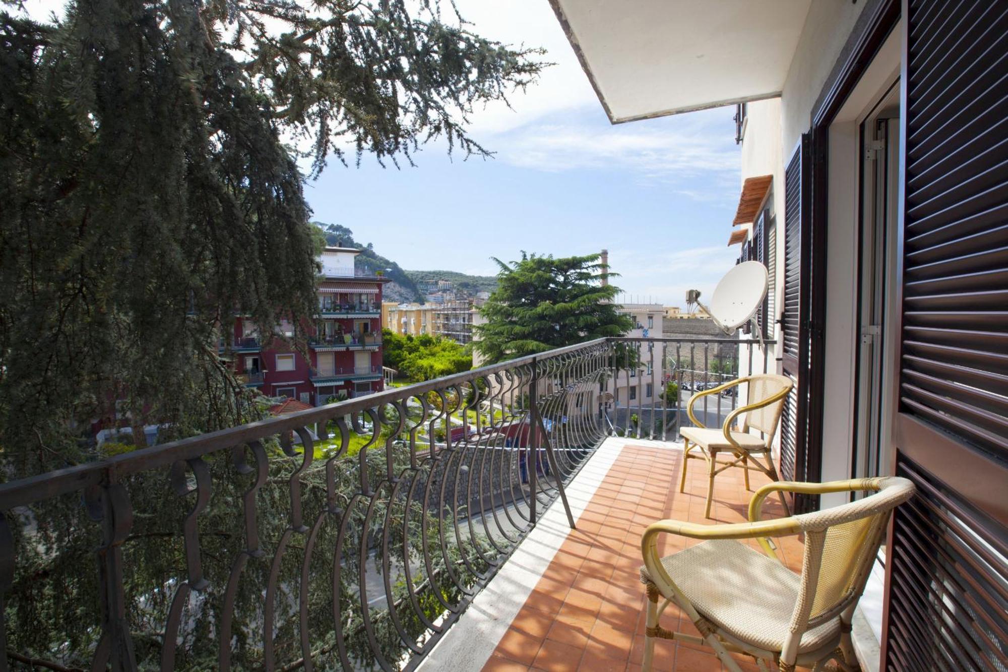 Apartamento - Casa *